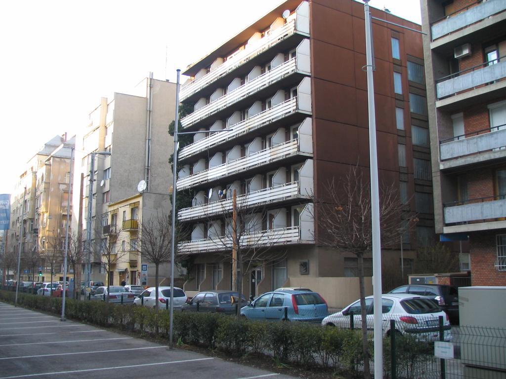 Apartment4You บูดาเปสต์ ภายนอก รูปภาพ