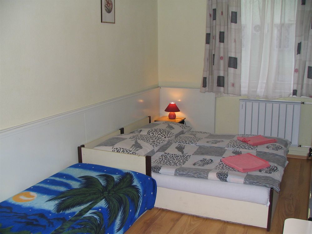Apartment4You บูดาเปสต์ ภายนอก รูปภาพ